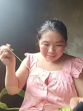 quynhkoolbae online show from June 22, 2026, 5:26 am