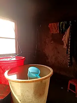 quynhkoolbae online show from January 12, 2026, 2:18 am