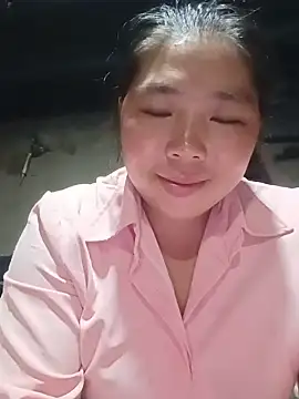 quynhkoolbae online show from June 26, 2026, 1:28 pm