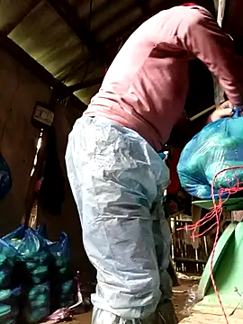 quynhkoolbae online show from November 8, 2025, 2:15 am