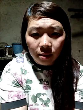 quynhkoolbae online show from December 4, 2025, 12:09 am