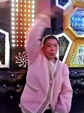 Snapshot of quynhkoolbae chatting on March 20, 2026, 2:18 pm quynhkoolbae online show from March 20, 2026, 2:18 pm