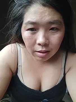 quynhkoolbae online show from July 23, 2026, 2:53 am