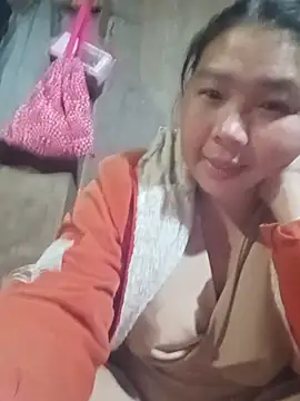 quynhkoolbae online show from July 28, 2026, 12:48 pm