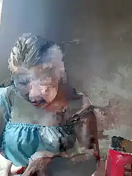 quynhkoolbae online show from July 28, 2026, 1:57 am