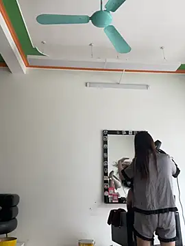 Snapshot of Sury-babi chatting on March 15, 2026, 5:14 am Sury-babi online show from March 15, 2026, 5:14 am