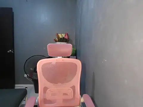 Snapshot of nanagrl chatting on October 4, 2025, 2:24 am nanagrl online show from October 4, 2025, 2:24 am