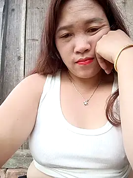 miumiu 00 online show from October 9, 2025, 3:29 am