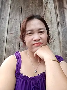 miumiu 00 online show from September 12, 2025, 2:23 am