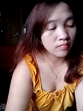 miumiu 00 online show from September 22, 2025, 1:11 am