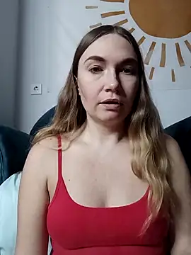 KisaVixen online show from December 16, 2025, 5:50 pm