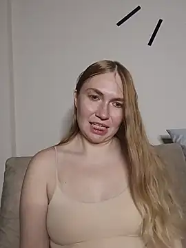 KisaVixen online show from June 29, 2026, 6:18 pm