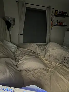 Snapshot of MysteriousMylaX chatting on April 10, 2026, 10:17 pm MysteriousMylaX online show from April 10, 2026, 10:17 pm