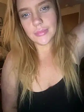 MysteriousMylaX online show from September 28, 2025, 5:36 am