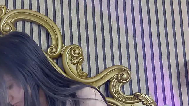 CarolinaBlair online show from June 25, 2026, 3:04 am