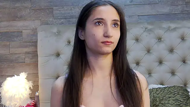 CarolinaBlair online show from October 2, 2025, 6:06 am