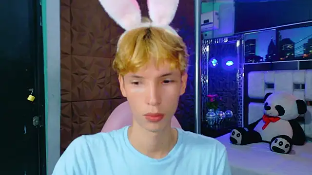 park jimin1 online show from October 12, 2025, 1:12 pm