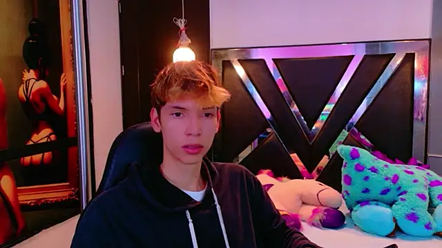 park jimin1 online show from February 3, 2026, 12:10 pm