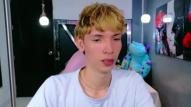 park jimin1 online show from October 9, 2025, 12:28 pm