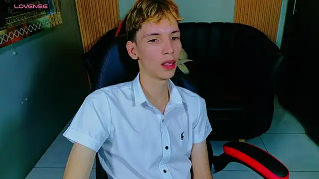 park jimin1 online show from November 23, 2025, 3:11 pm