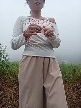 linda bae00 online show from August 2, 2026, 11:35 pm