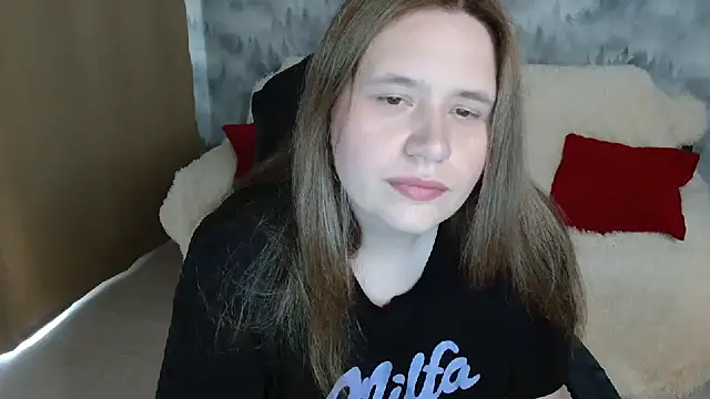 AdelinaLawson online show from June 11, 2026, 7:27 am