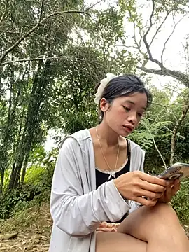 beobeo 2xx online show from October 27, 2025, 12:55 am