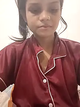 Komal0099 online show from September 29, 2025, 2:44 pm