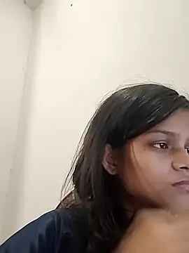 Komal0099 online show from October 29, 2025, 3:49 am