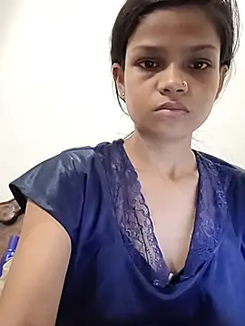 Komal0099 online show from October 4, 2025, 2:24 am