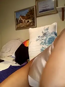 Missparis online show from November 21, 2025, 8:30 pm