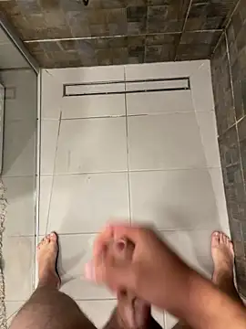 Snapshot of MrZli chatting on October 26, 2025, 1:11 pm MrZli online show from October 26, 2025, 1:11 pm