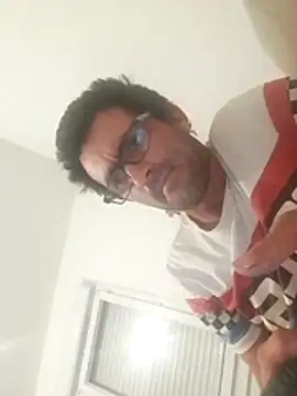 Pedro 35 Zorro online show from February 7, 2026, 9:45 pm