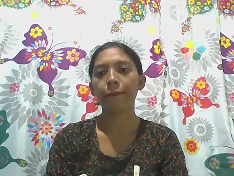 Snapshot of preggymom19 chatting on September 10, 2025, 3:38 am preggymom19 online show from September 10, 2025, 3:38 am