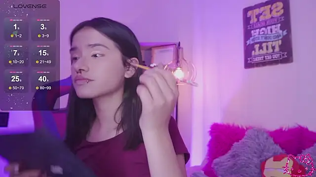 Lana Dreams  online show from February 23, 2026, 5:35 pm