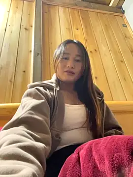 phungtiti online show from November 29, 2025, 2:39 pm