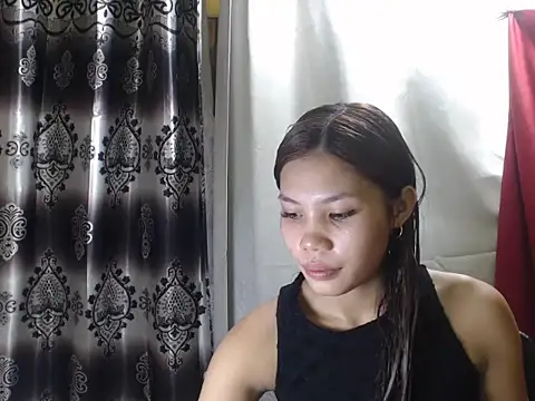 Joys Wet Pussy online show from May 26, 2026, 6:33 am