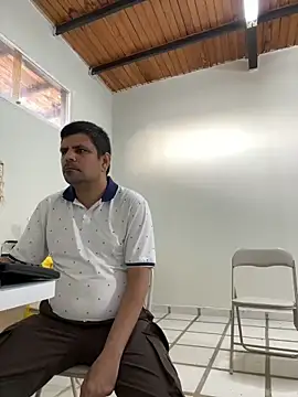 Snapshot of Diabloproducciones chatting on March 20, 2026, 12:28 pm Diabloproducciones online show from March 20, 2026, 12:28 pm