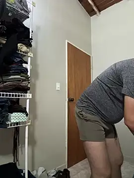 Snapshot of Diabloproducciones chatting on February 15, 2026, 1:54 pm Diabloproducciones online show from February 15, 2026, 1:54 pm