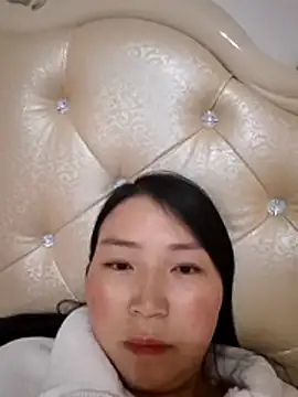 lingling5200 online show from February 23, 2026, 2:06 pm