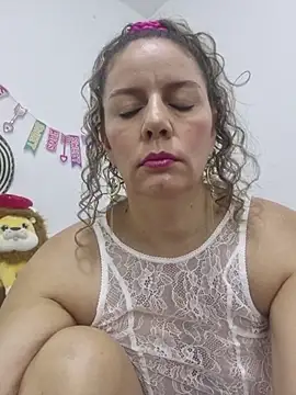 Snapshot of Nina_vallon chatting on April 11, 2026, 10:30 am Nina vallon online show from April 11, 2026, 10:30 am