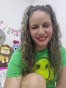 Snapshot of Nina_vallon chatting on March 27, 2026, 10:27 am Nina vallon online show from March 27, 2026, 10:27 am