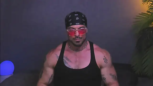 dennis cox1 online show from December 2, 2025, 2:01 am