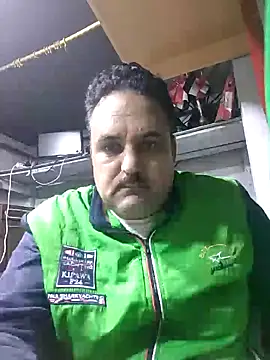 Snapshot of mM0140 chatting on January 17, 2026, 3:37 pm mM0140 online show from January 17, 2026, 3:37 pm