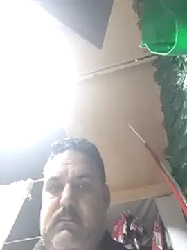 Snapshot of mM0140 chatting on December 17, 2025, 9:31 pm mM0140 online show from December 17, 2025, 9:31 pm