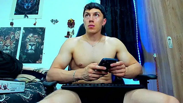 javiersexymann online show from March 22, 2025, 6:33 am