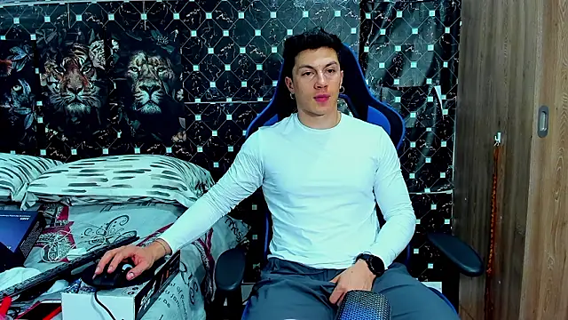 javiersexymann online show from February 27, 2026, 6:46 am