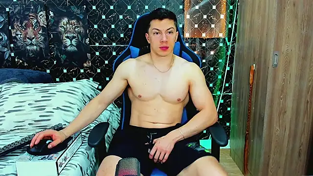 javiersexymann online show from June 30, 2026, 5:35 pm