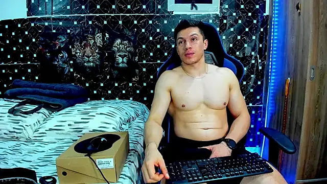 javiersexymann online show from August 4, 2026, 6:40 am