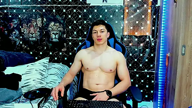 javiersexymann online show from July 9, 2026, 5:01 pm